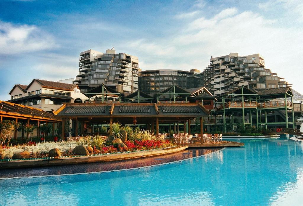LIMAK LARA DE LUXE HOTEL & RESORT