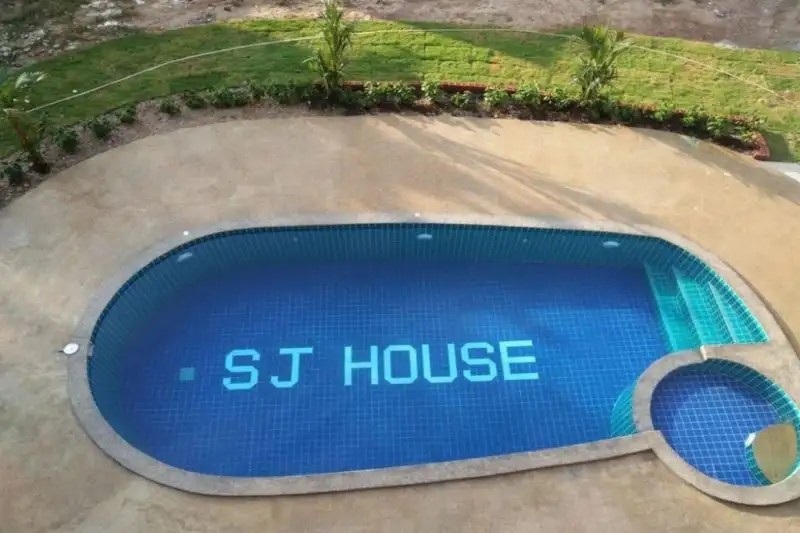 OYO 665 SJ HOUSE HOTEL