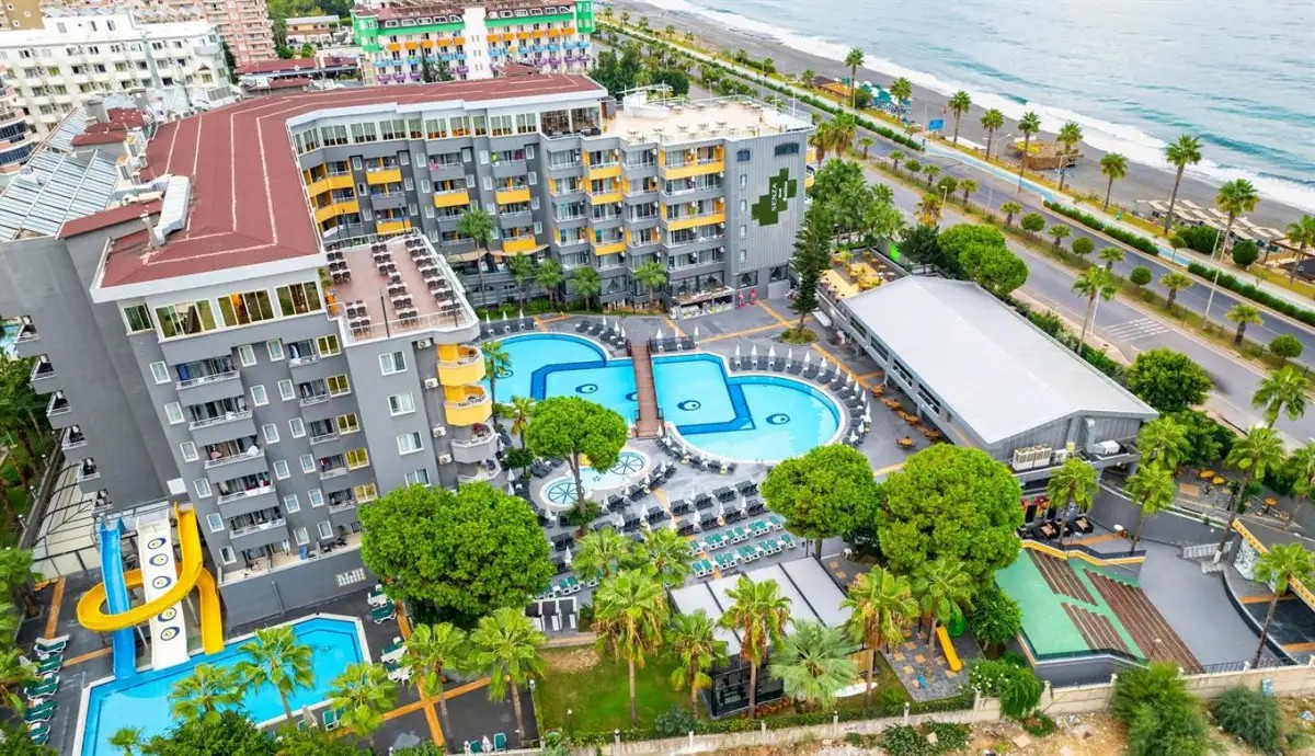 SENZA HOTELS GRAND SANTANA