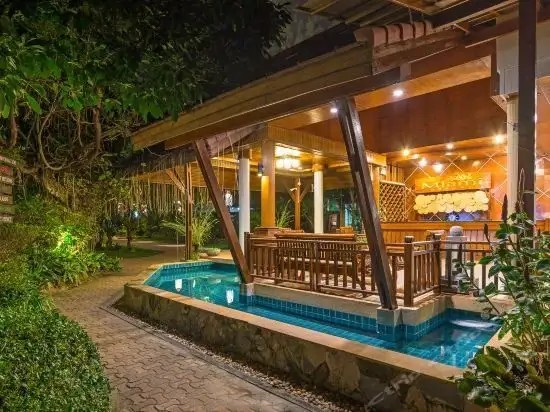 LANTA MIAMI RESORT