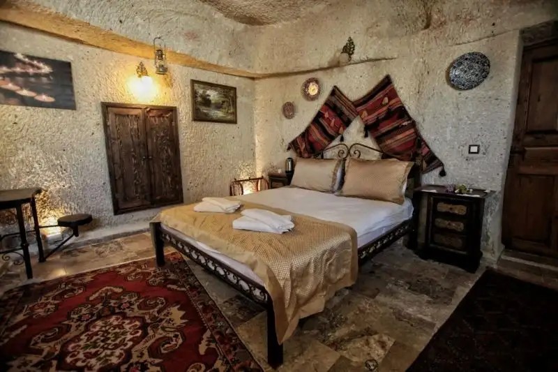 EMIT CAVE HOTEL