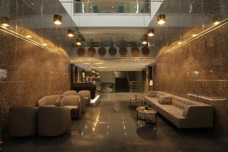 BRICKS AIRPORT