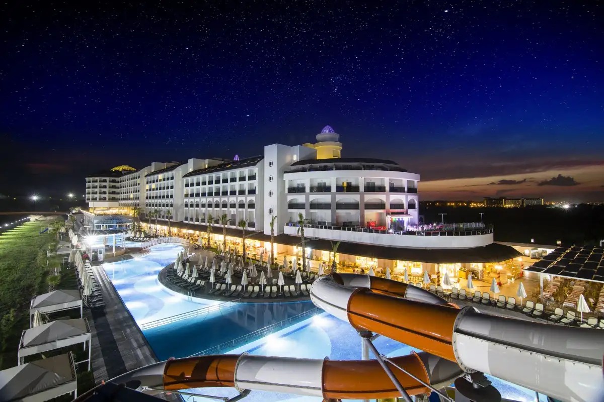 PORT RIVER HOTEL & SPA