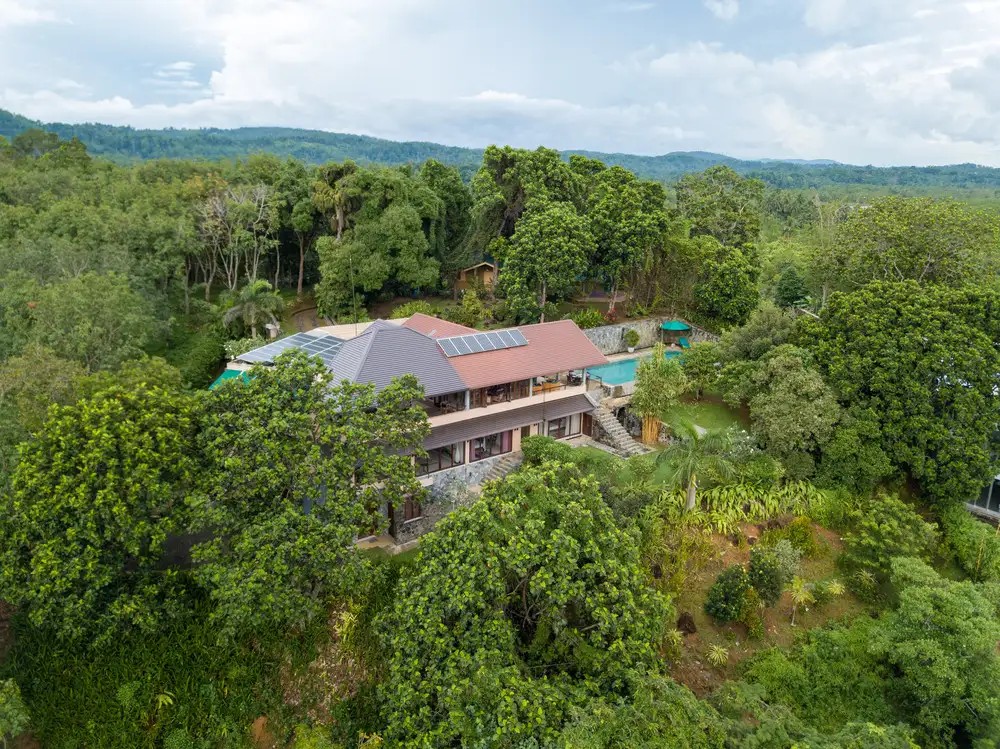 LUXURY VILLA 21