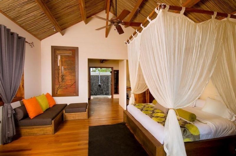 exclusive suite seaview pool piton canot