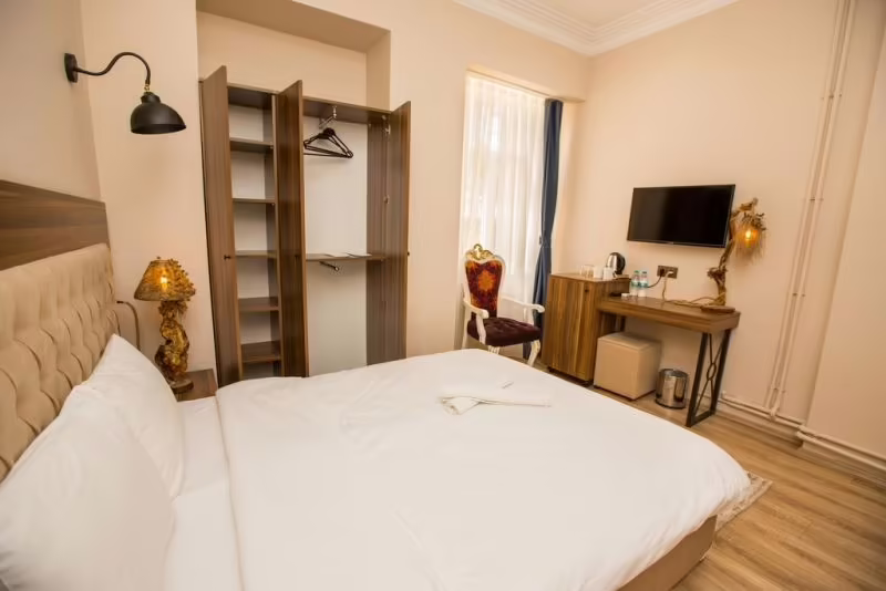 CORNER GARDEN HOTEL BOUTIQUE