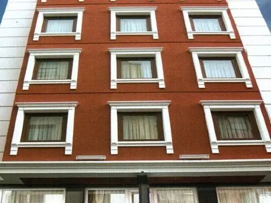 HOTEL LINDA