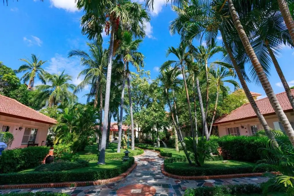 LE AQUA RESORT & SPA PHAN THIET (EX. SWISS VILLAGE RESORT)