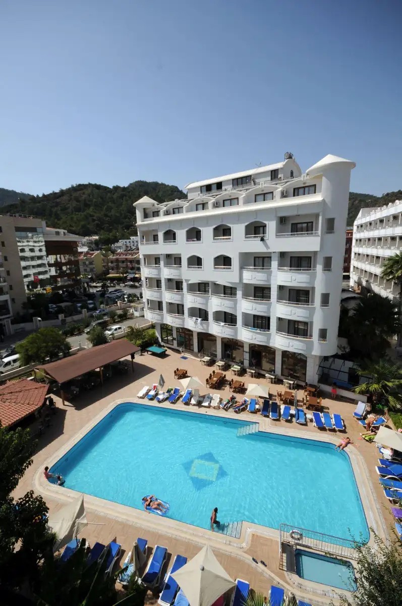 MY DREAM HOTEL