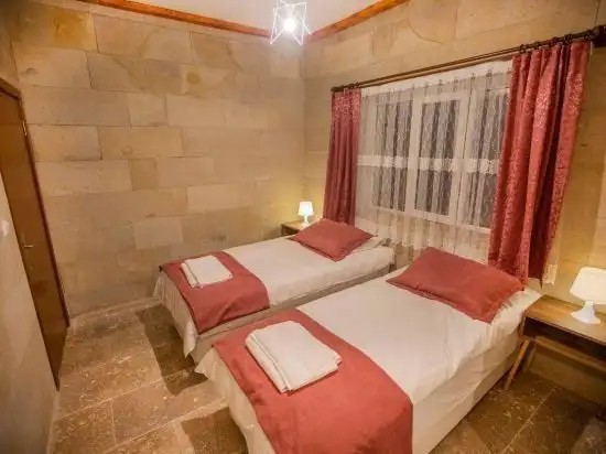 CAPIEDRA HOTEL