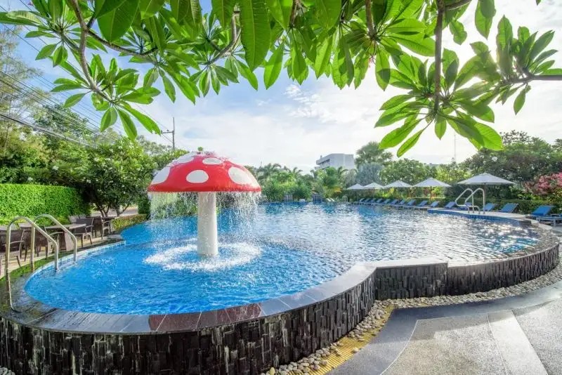 GOLDEN BEACH CHA AM