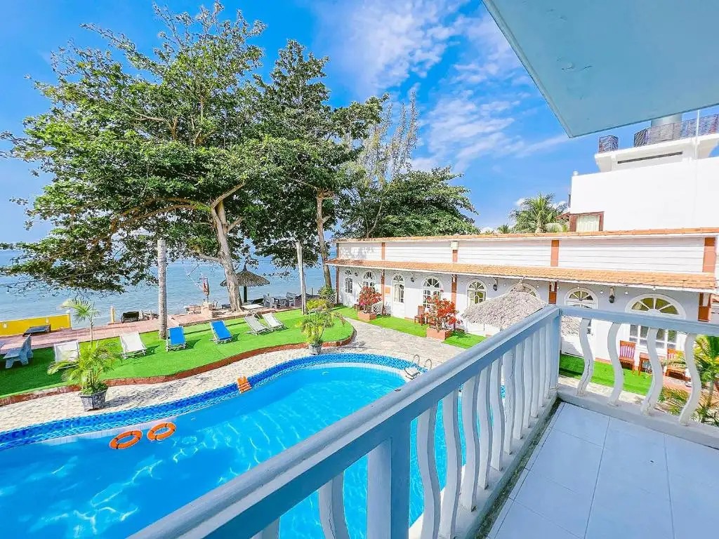 SAND BEACH RESORT