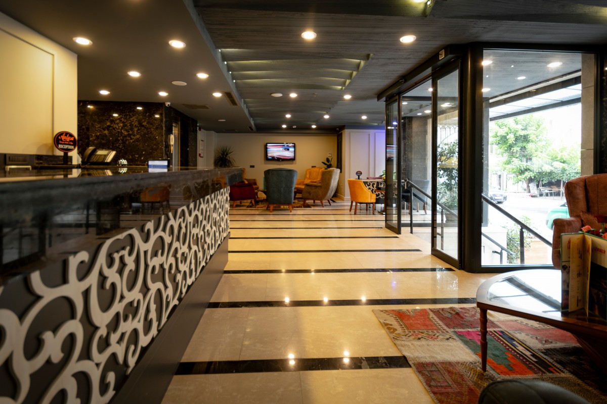 ANTUSA DESIGN HOTEL & SPA