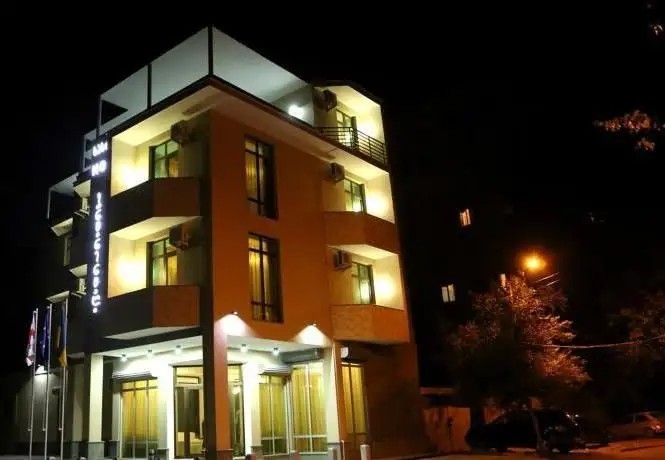 CONTINENTAL HOTEL