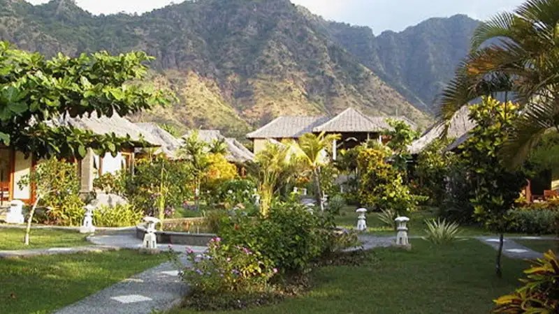 ANEKA BAGUS RESORT (PEMUTERAN BEACH)