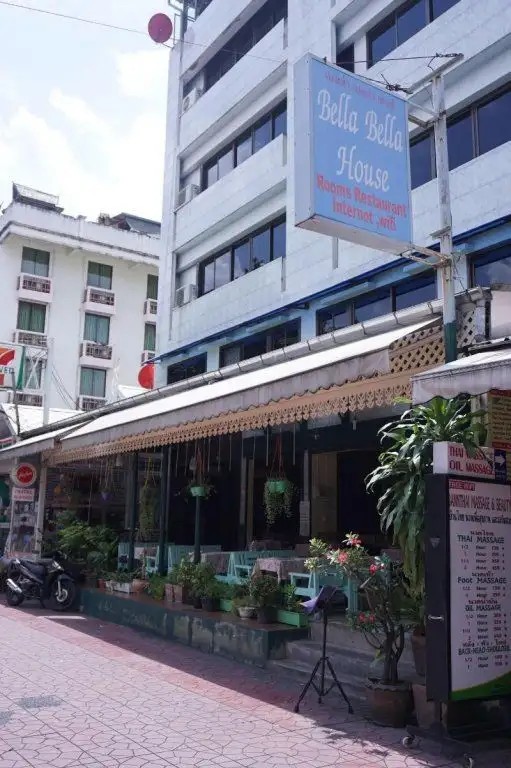 BELLA BELLA HOUSE