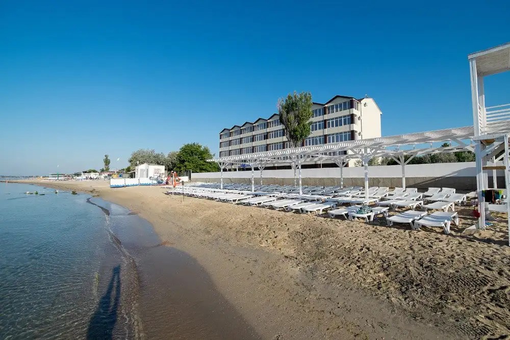FAMILY RESORT (ФЕМИЛИ РЕЗОРТ)