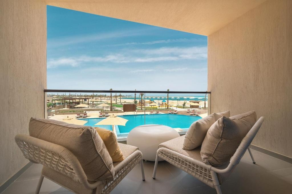 PALMA BAY ROTANA RESORT