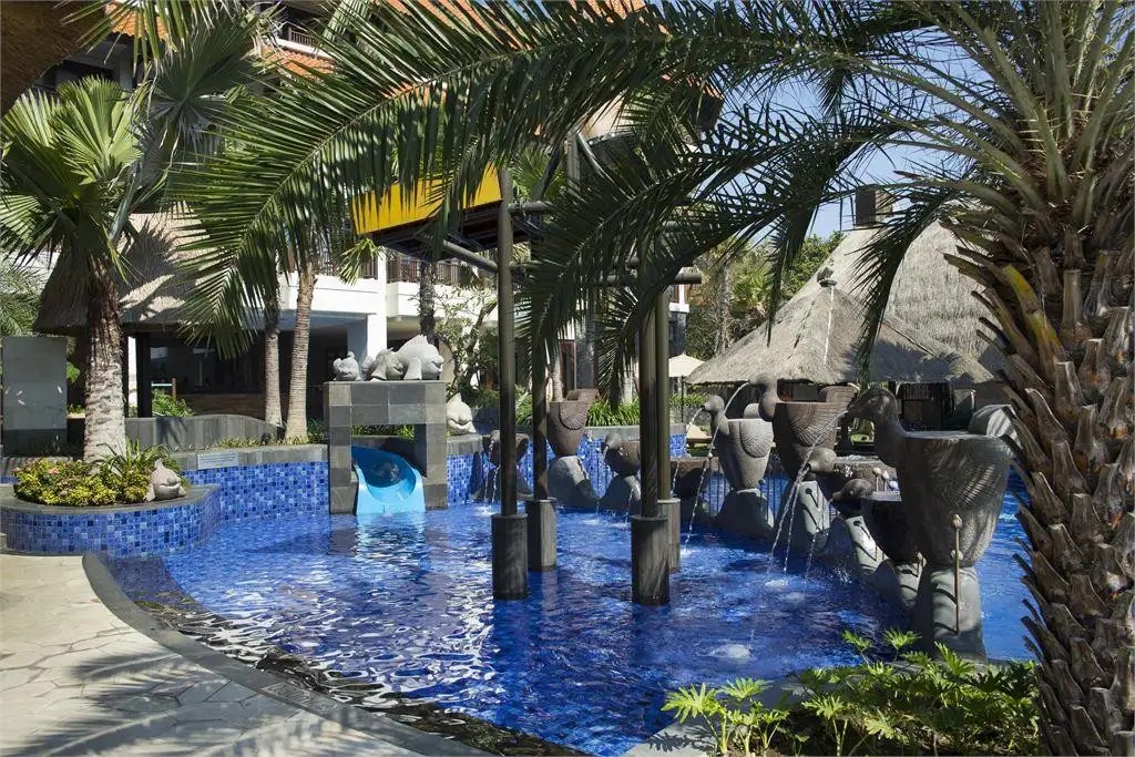 HOLIDAY INN RESORT BALI BENOA
