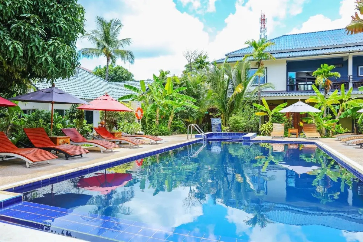 BAAN NUENG KATA