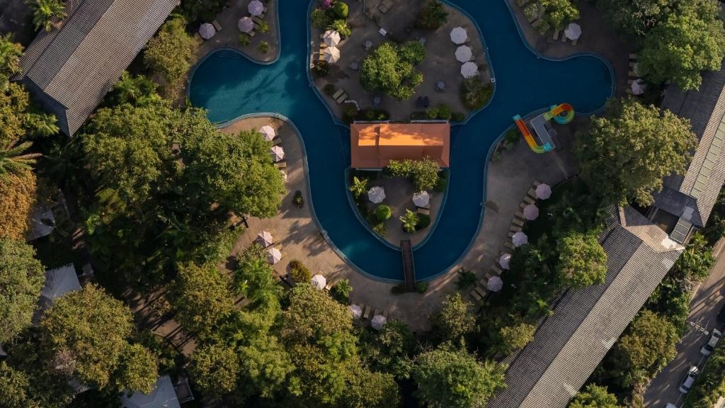 THE GREEN PARK RESORT