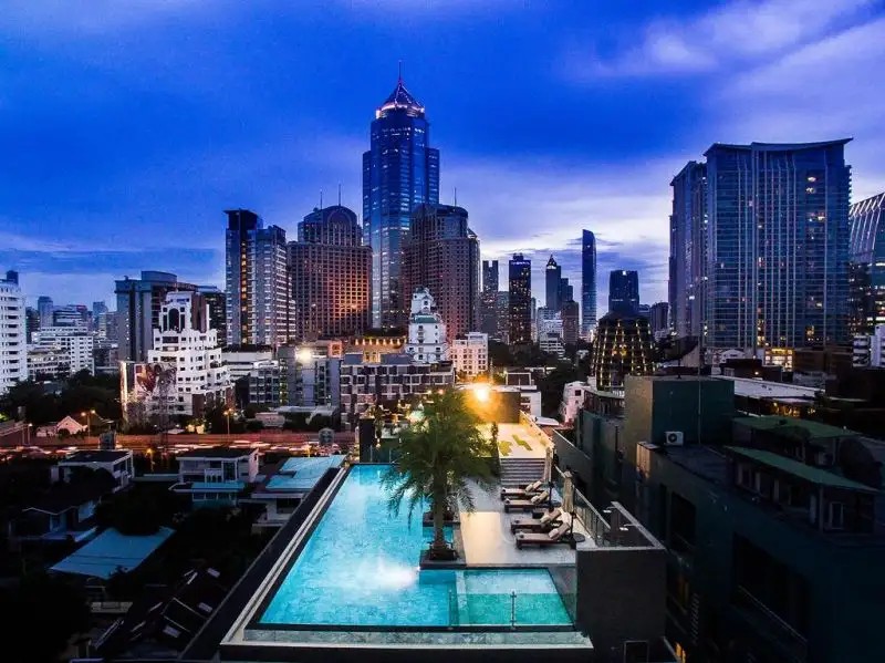 SURESTAY PLUS SUKHUMVIT SOI 2