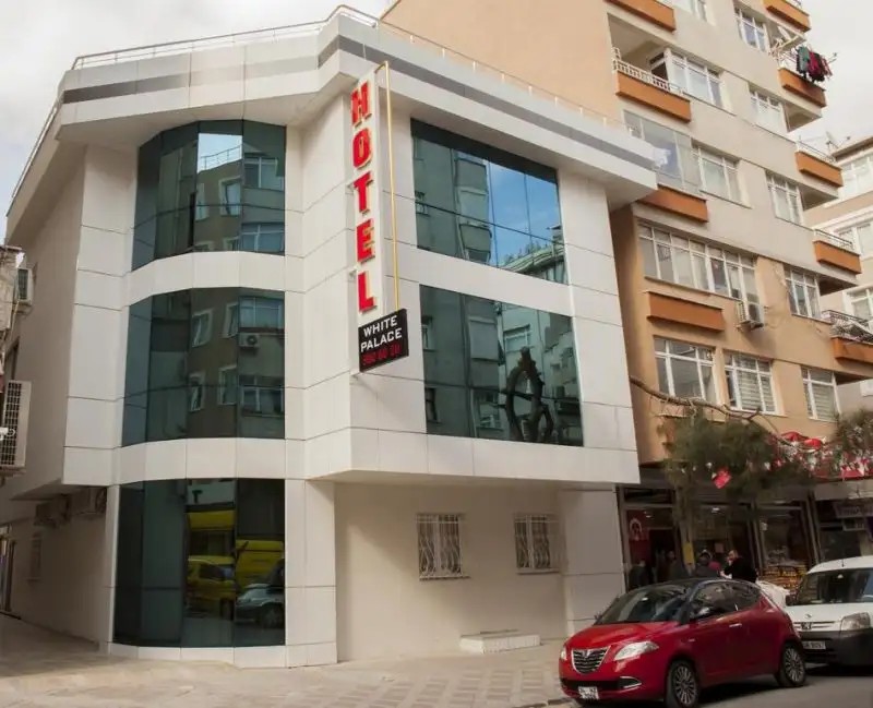 WHITE PALACE HOTEL