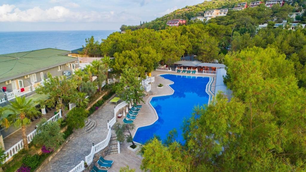 SENZA GARDEN HOLIDAY CLUB (EX. LARISSA HILL BEACH)