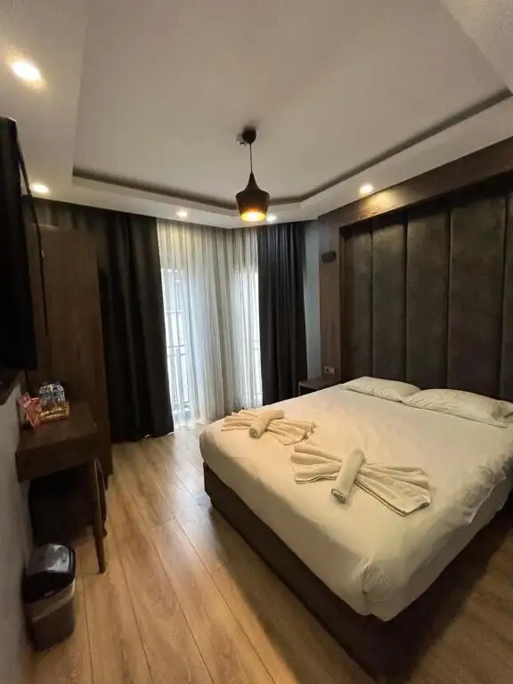 BASILISSIS HOTEL