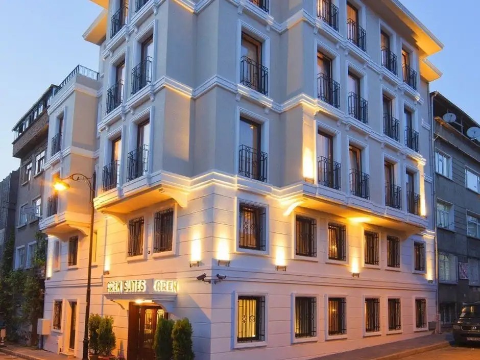 AREN SUITES