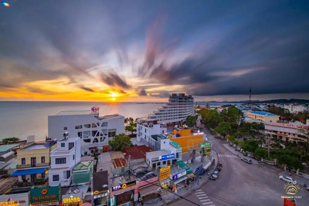 MONACO HOTEL PHU QUOC