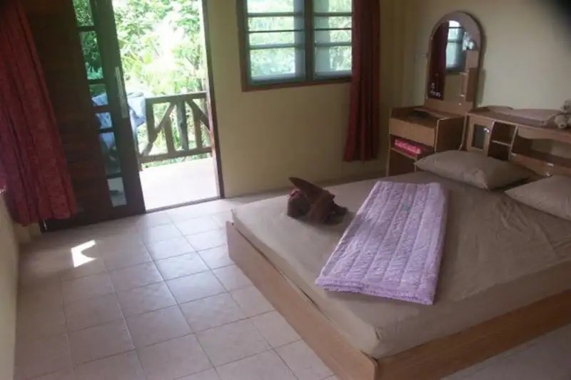KOH CHANG HUT HOTEL