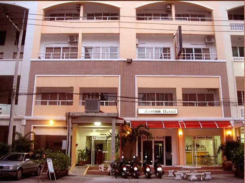 JOMTIEN HOSTEL