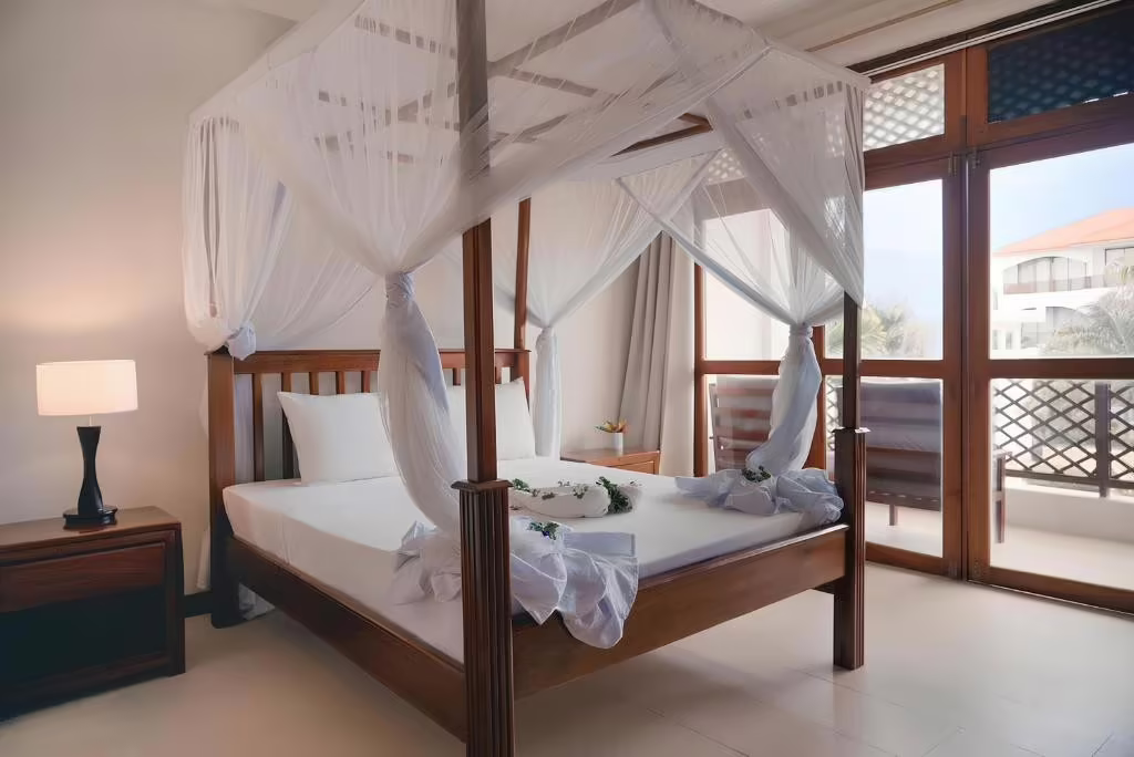 AHG HISIA NUNGWI EXPERIENCE HOTEL