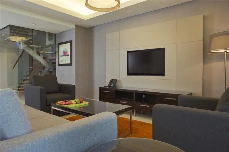MAJESTIC AJAAN BY ROTANA