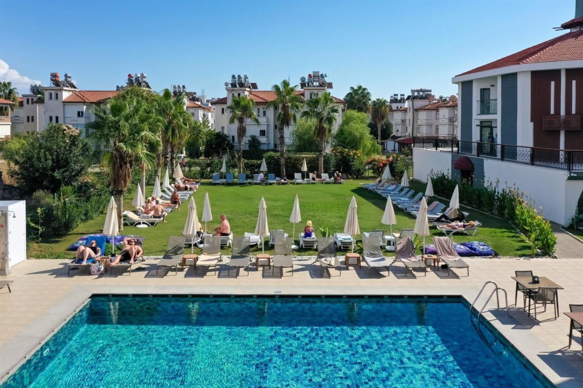 SIDE SQUARE HOTEL ADULTS ONLY 16+