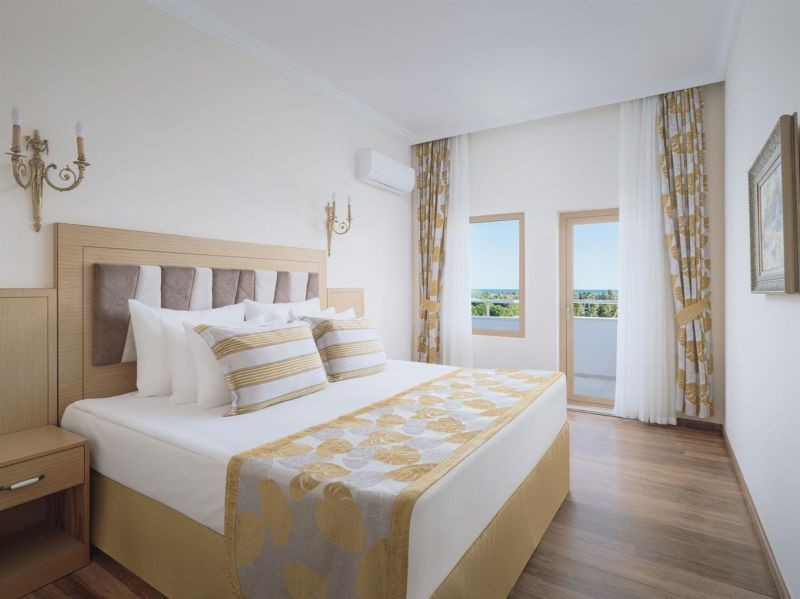 family suite sea view