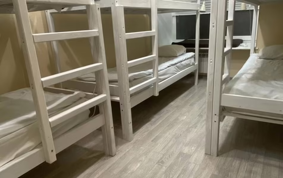 A-HOSTEL