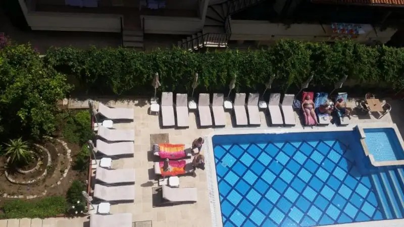ECEM APART HOTEL