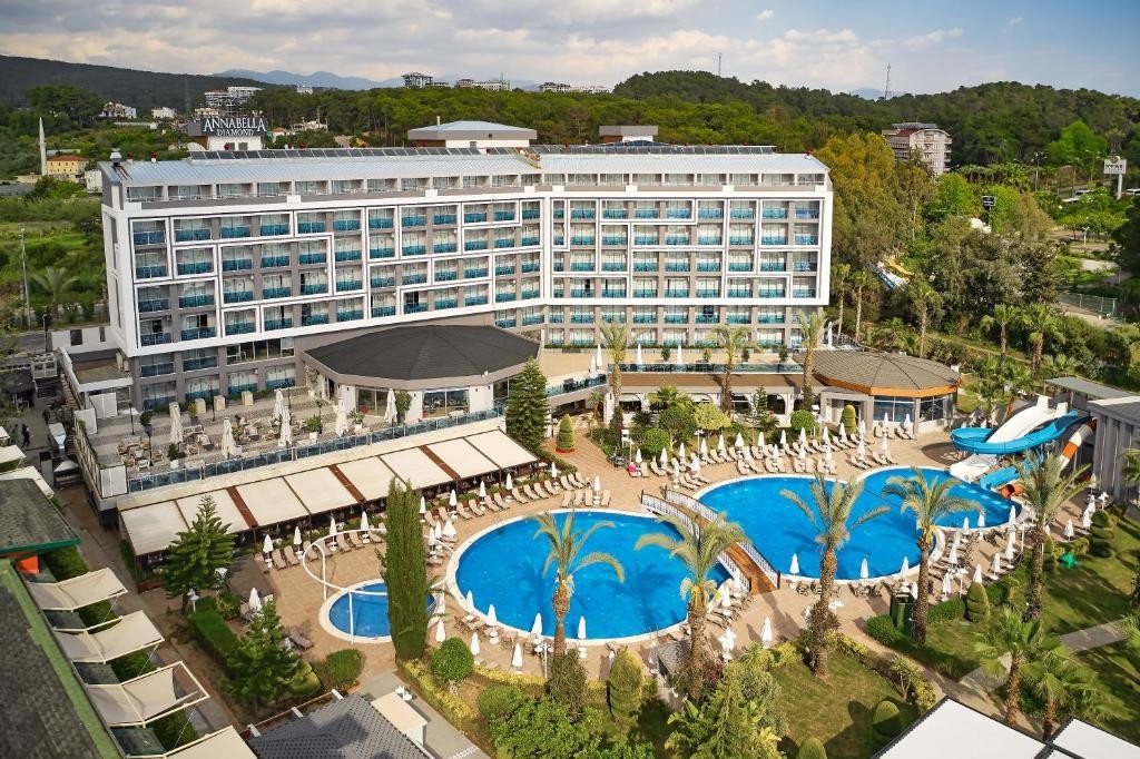 ANNABELLA DIAMOND HOTEL & SPA