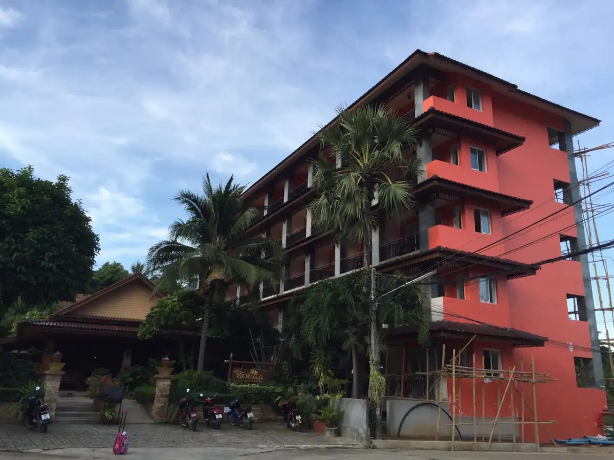 BAAN VANIDA GARDEN RESORT