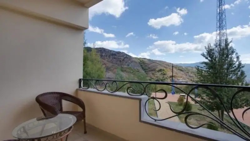 CRYSTAL RESORT