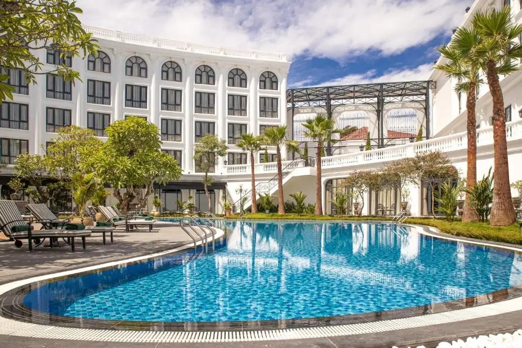 SILK PATH GRAND HUE HOTEL