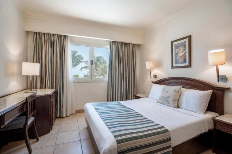 family suite garden view/ partial sea view