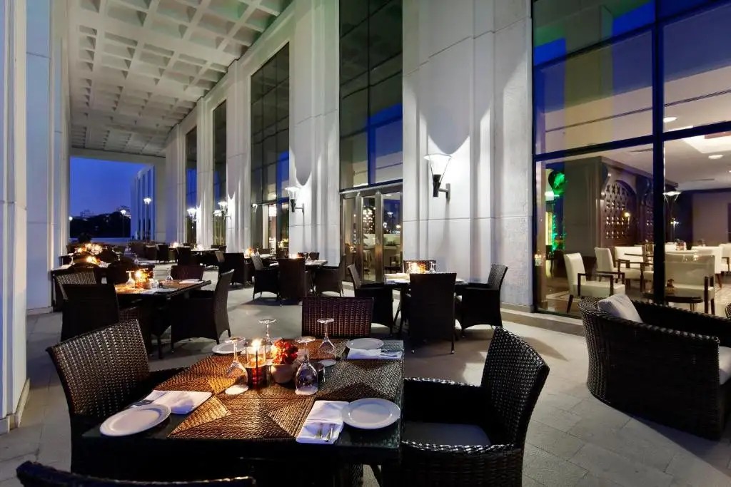 THE GREEN PARK PENDIK HOTEL & CONVENTION CENTER