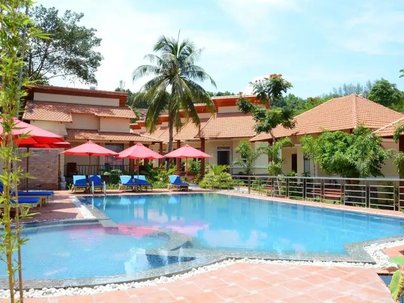 CASTAWAYS RESORT