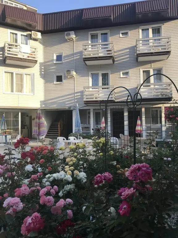 ZODIAK GUEST HOUSE (ЗОДИАК)