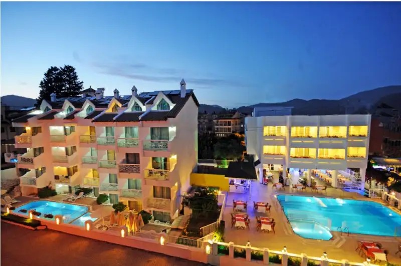 BLUE PALACE