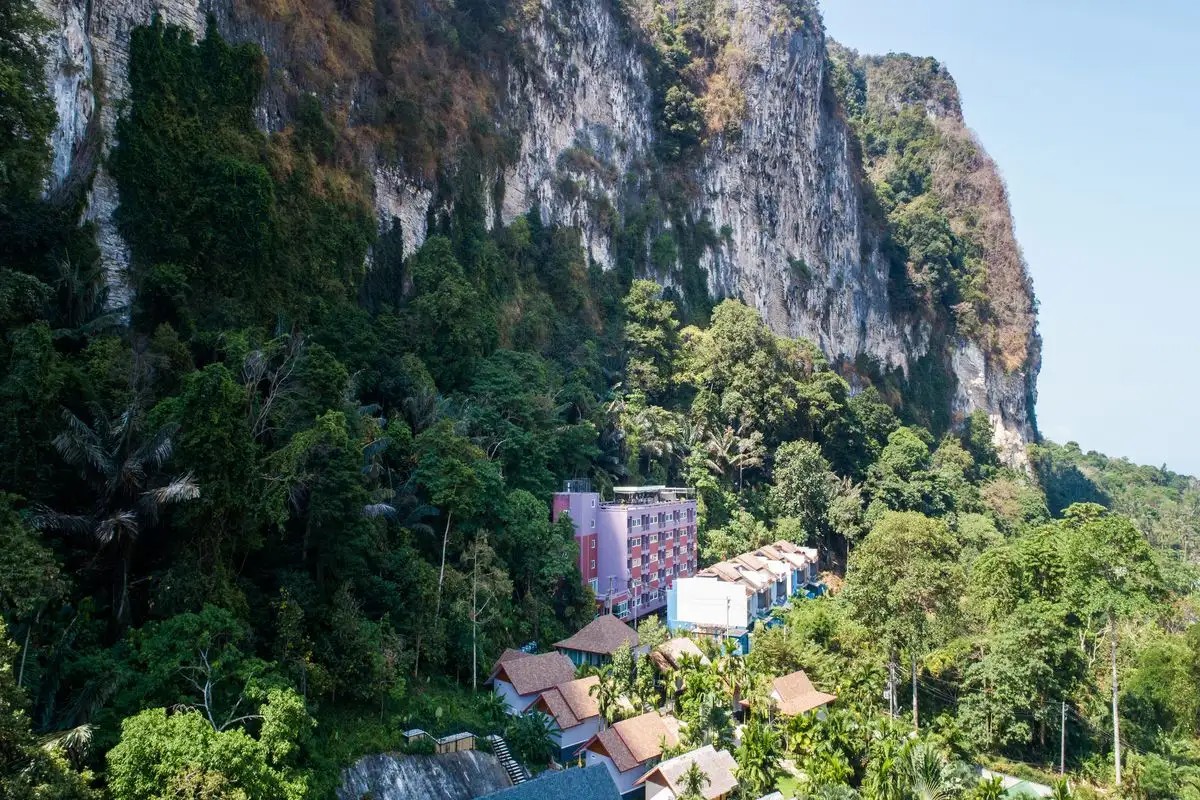 AO NANG MOUNTAIN VIEW HOTEL