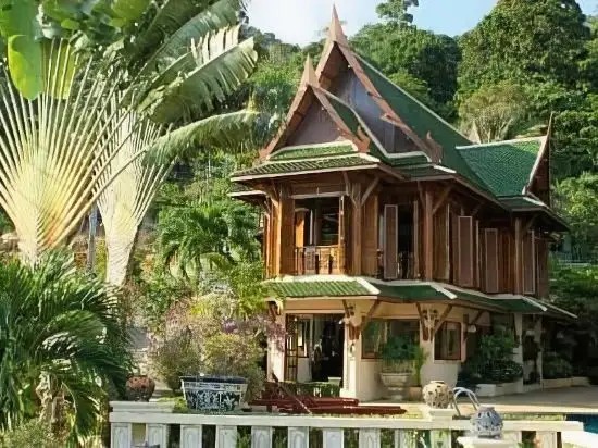 PRINCE EDOUARD APARTMENT & RESORT